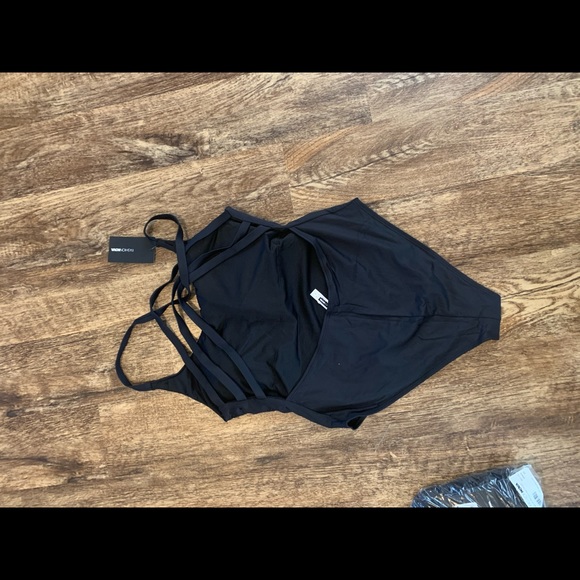 Fashionova 1 piece swimsuit - Picture 4 of 4